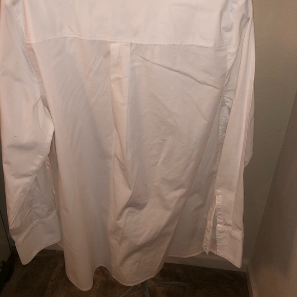 Button up - Picture 3 of 10